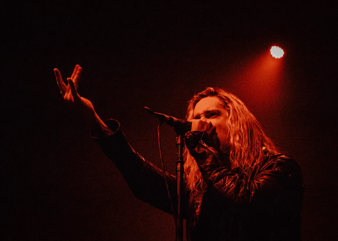 Underøath photo by Naø Glover for HM Magazine