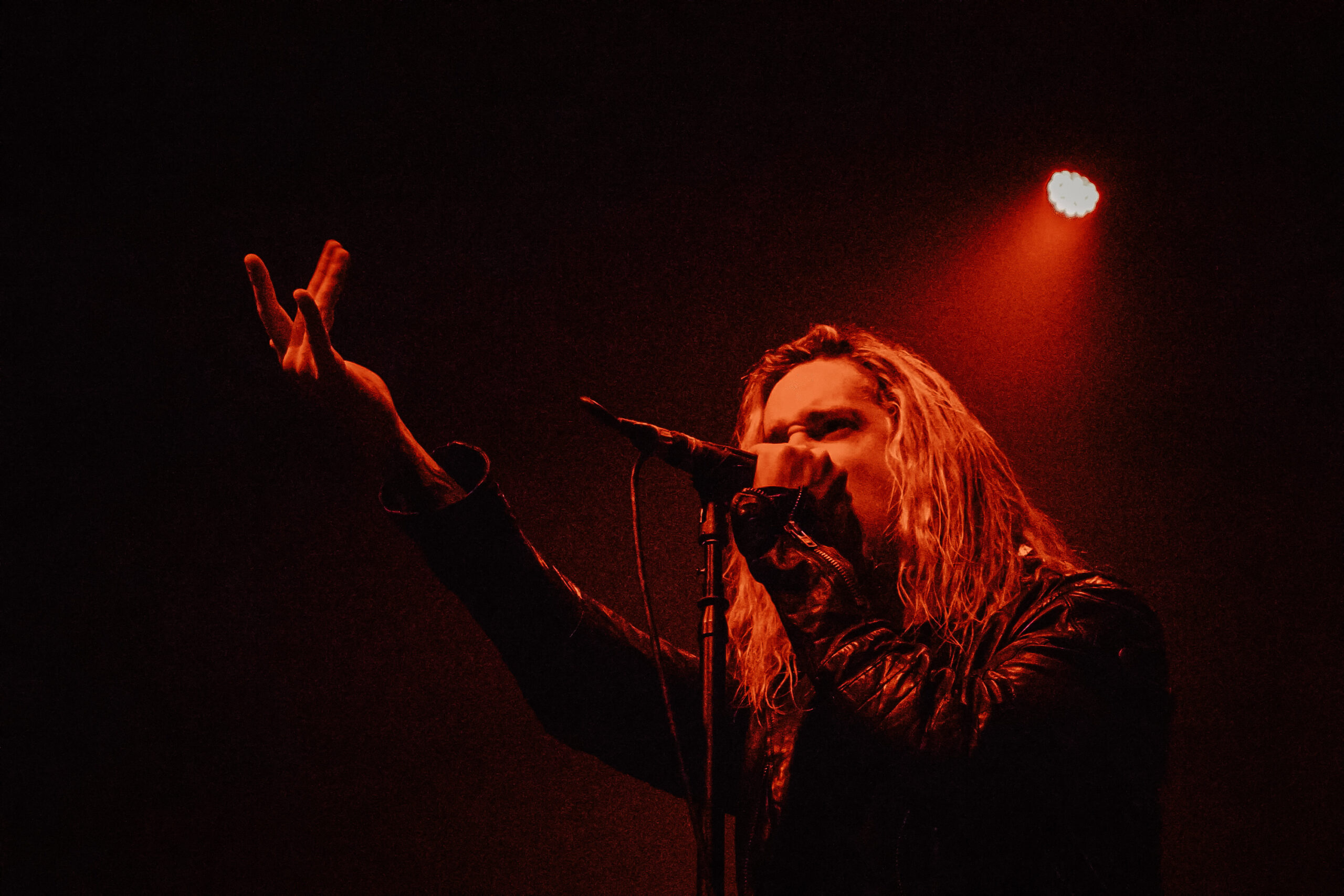 Underøath photo by Naø Glover for HM Magazine