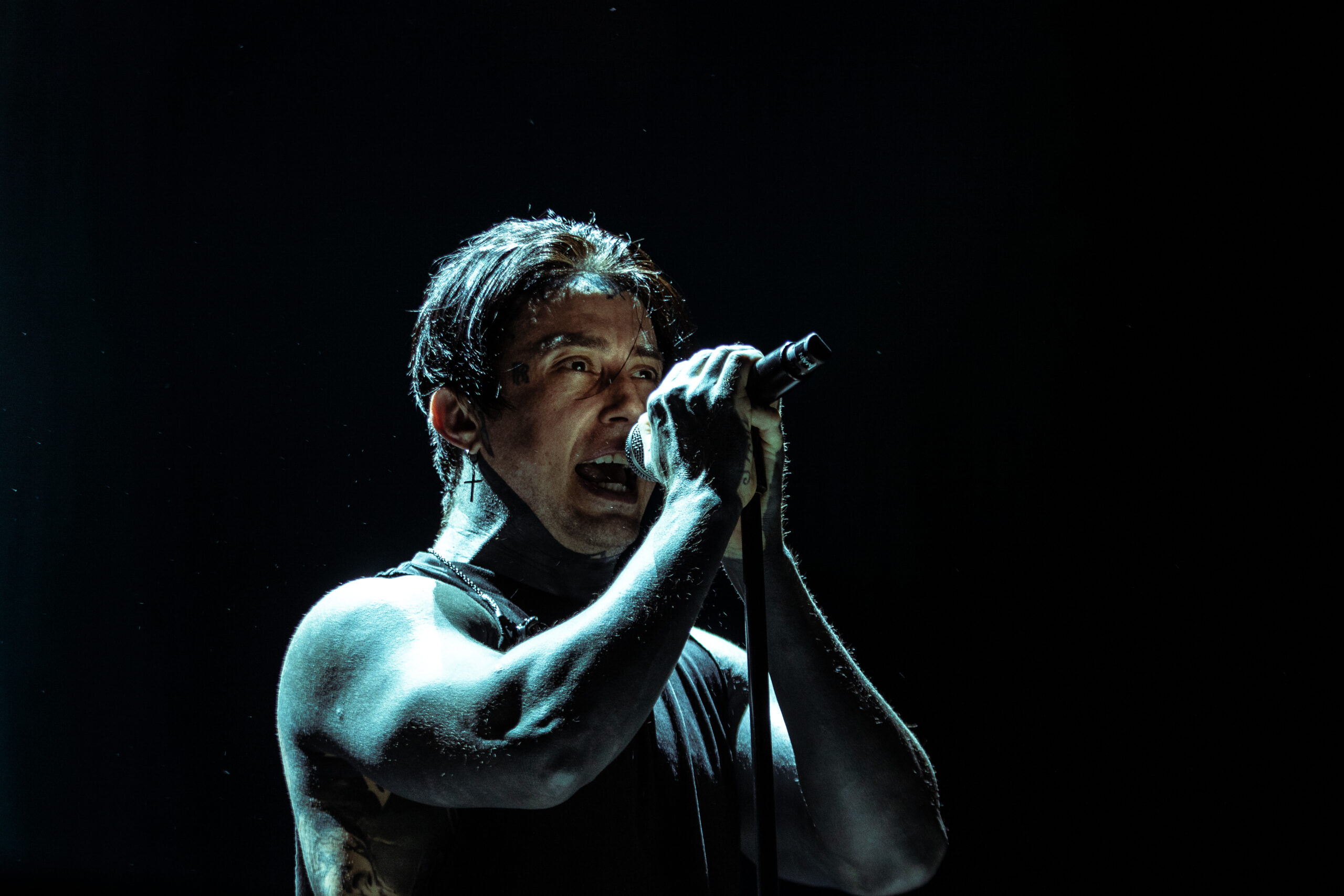 Falling in Reverse photo by Annie Davenport for HM Magazine