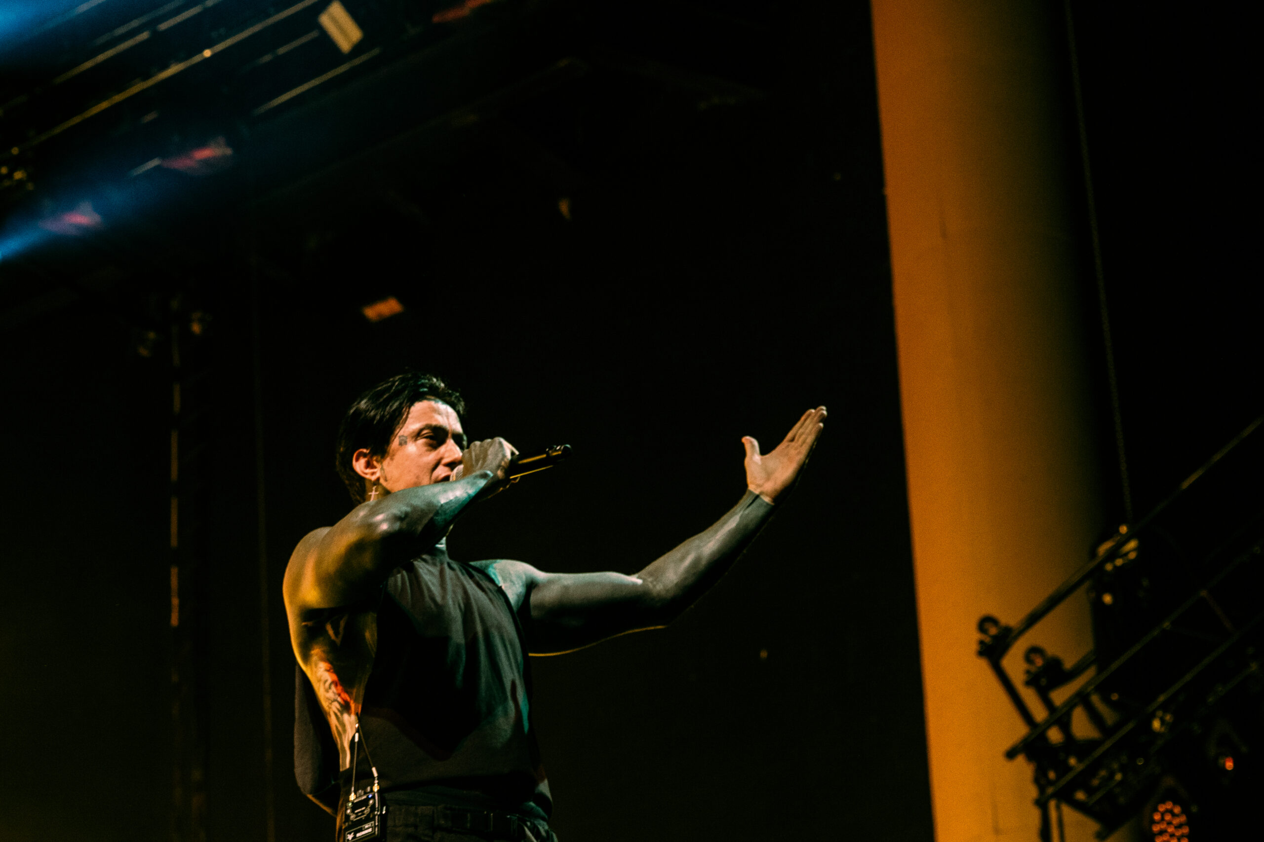 Falling in Reverse photo by Annie Davenport for HM Magazine