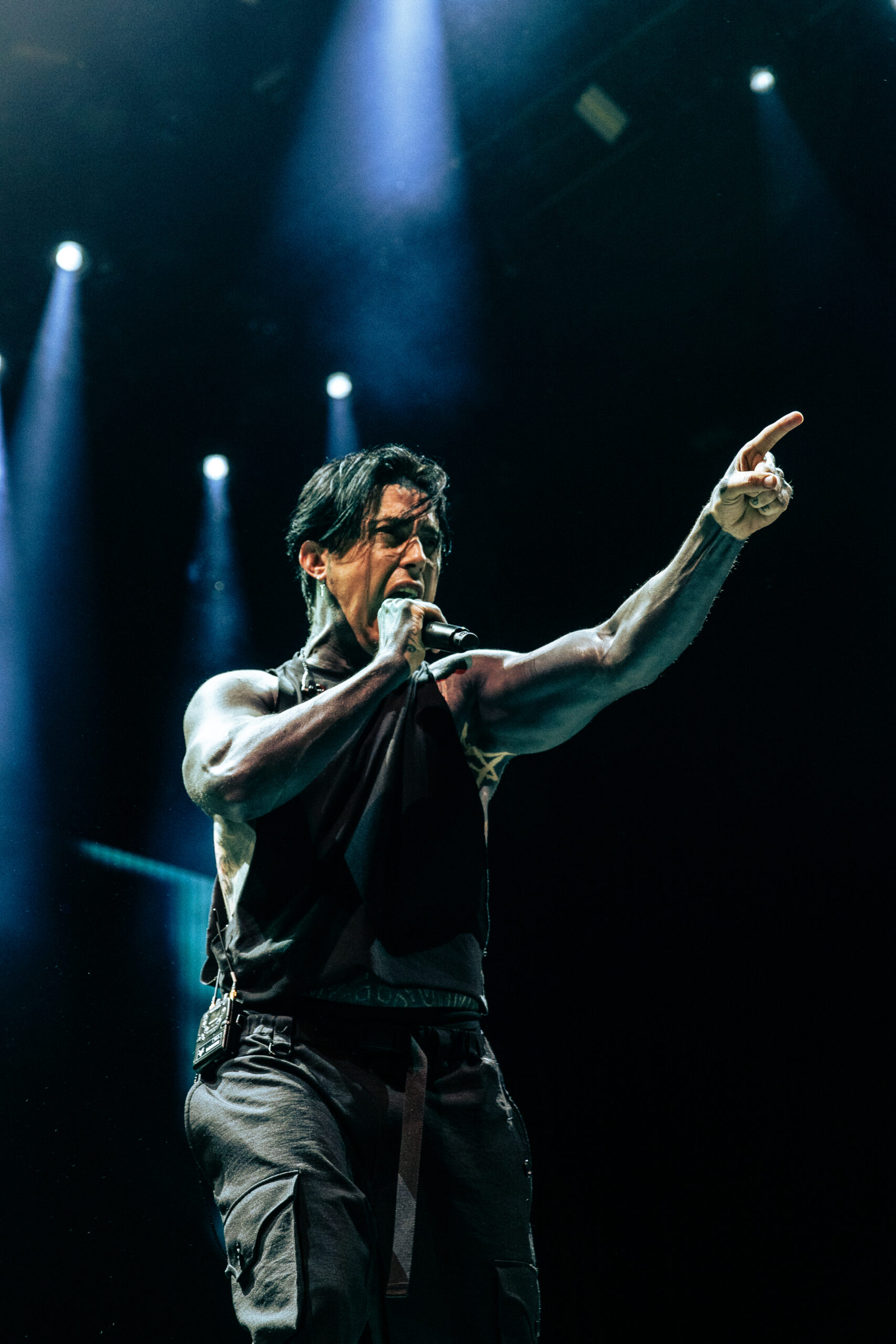 Falling in Reverse photo by Annie Davenport for HM Magazine