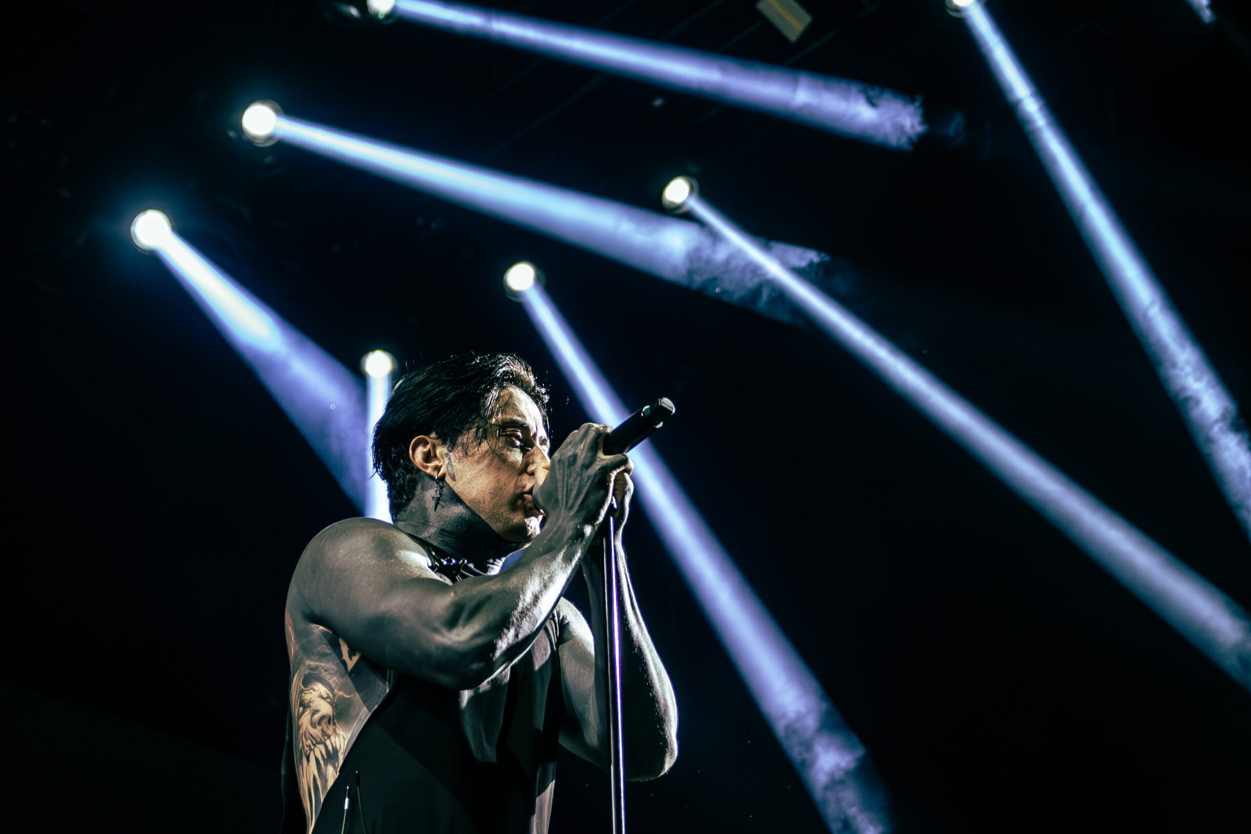 Falling in Reverse photo by Annie Davenport for HM Magazine