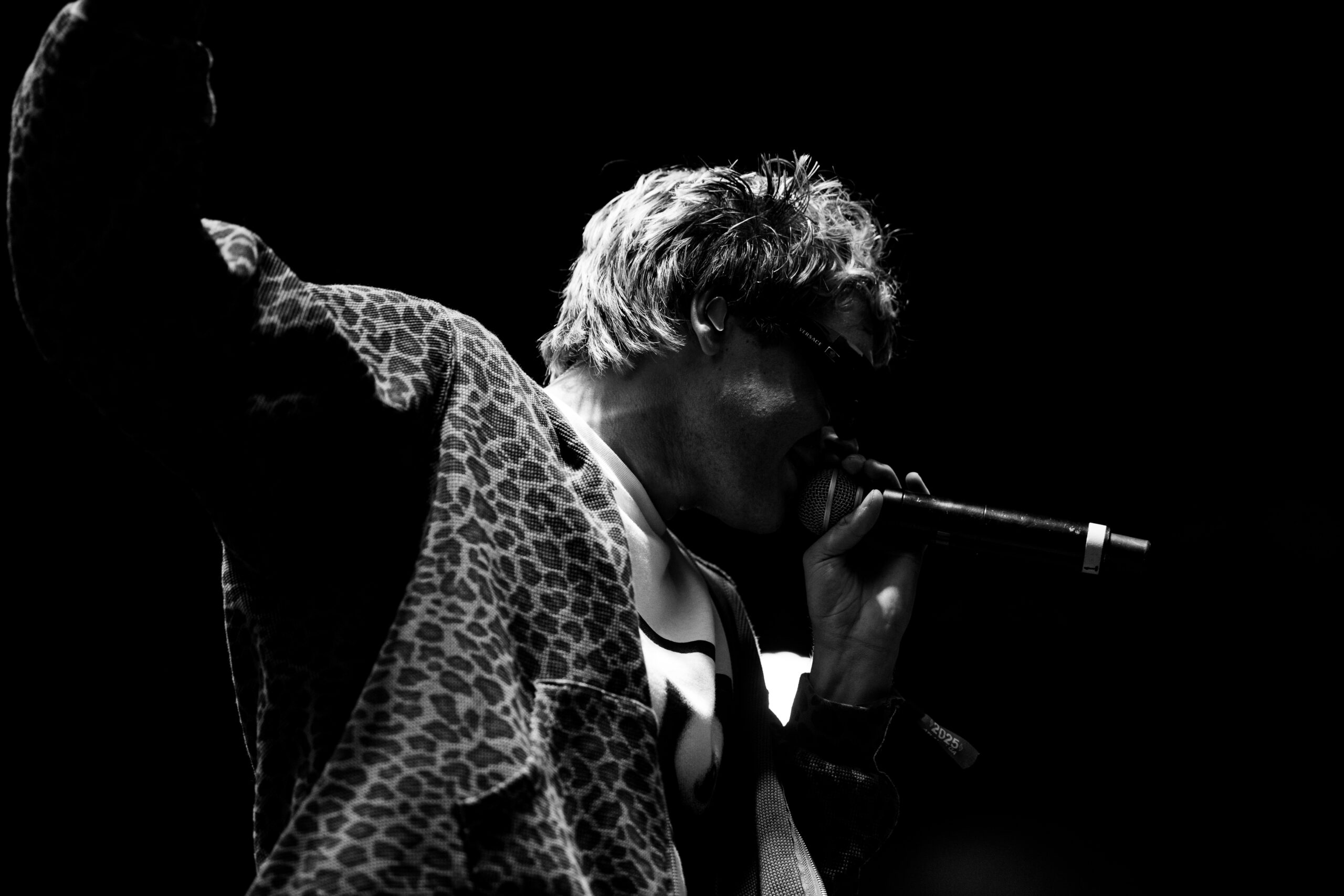 Shaky Knees Festival Day 1 photo by Casey Conemac for HM Magazine