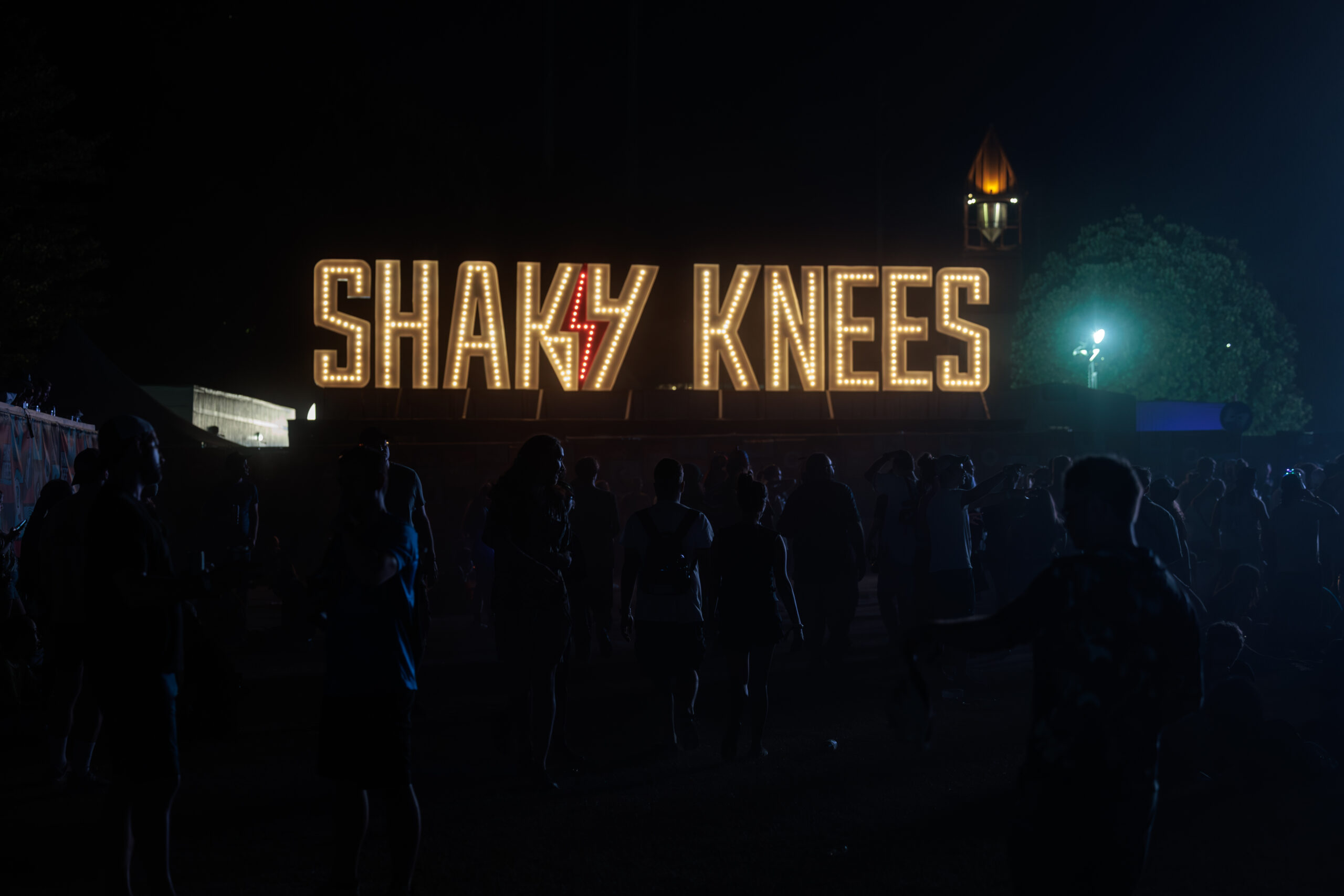 Shaky Knees Festival Day 3 photo by Casey Conemac for HM Magazine