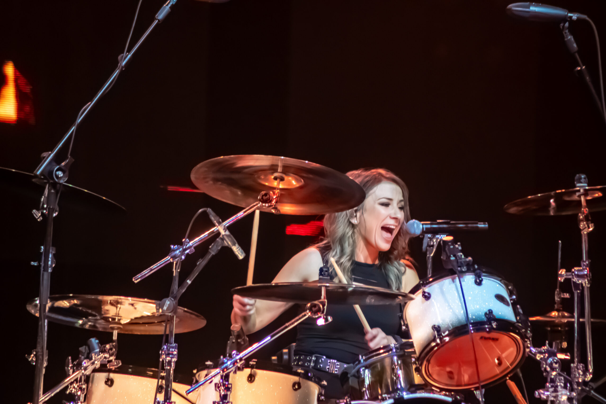 Skillet photo by Jess Betzel for HM Magazine